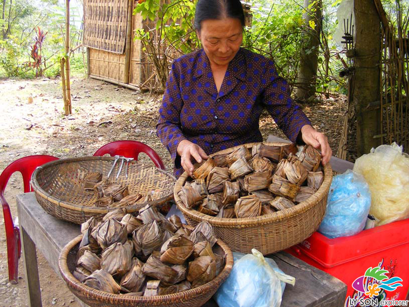 Bánh ít lá gai lý sơn