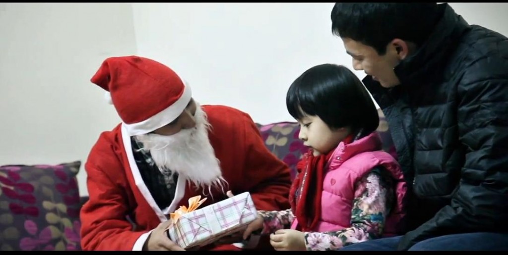 Dịch vụ tặng quà bằng ông già noel